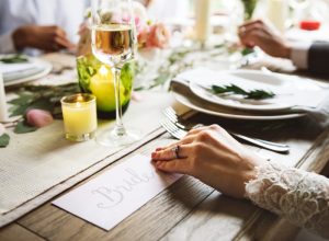 Komunia, chrzciny, jubileusz — jak dopasować menu do okazji?